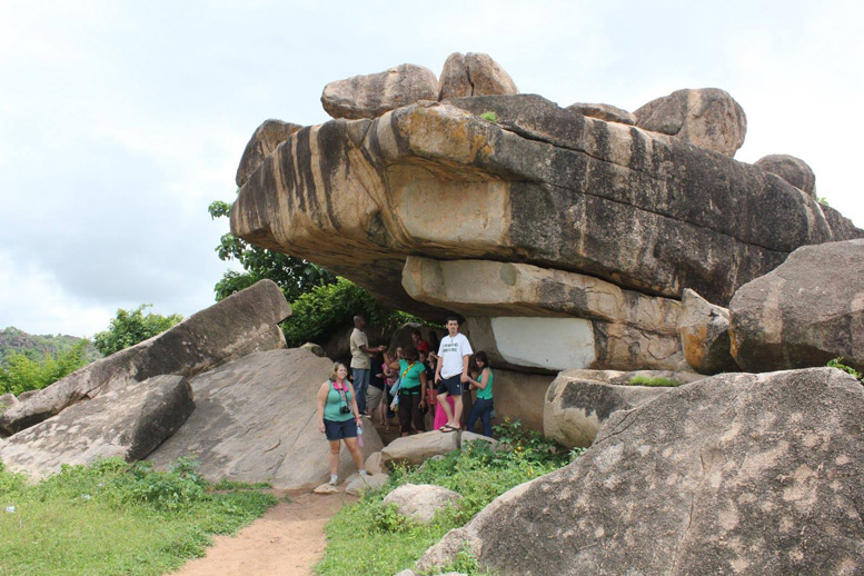 rock-climbing-africa-tourism